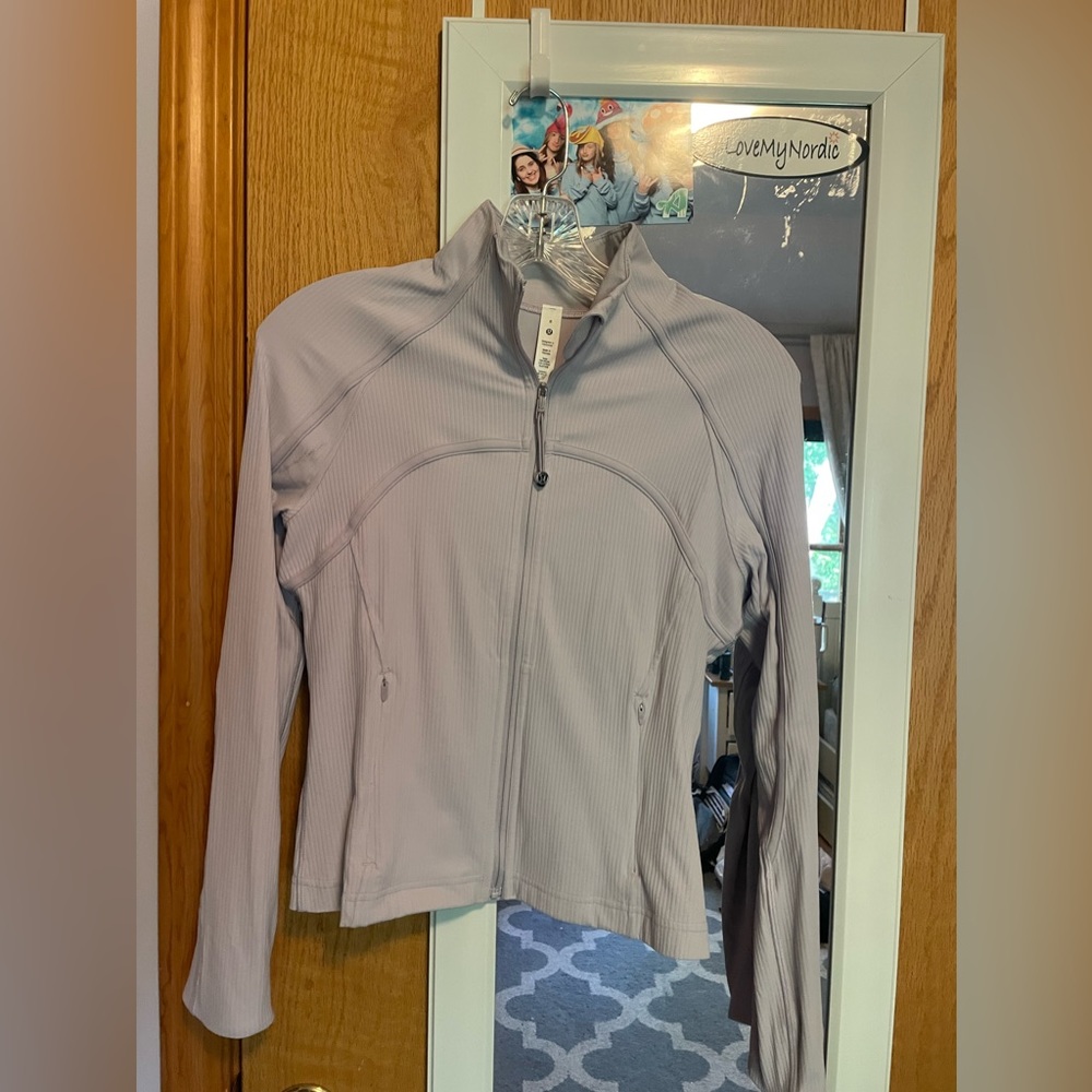LuluLemon ribbed nulu cropped define jacket